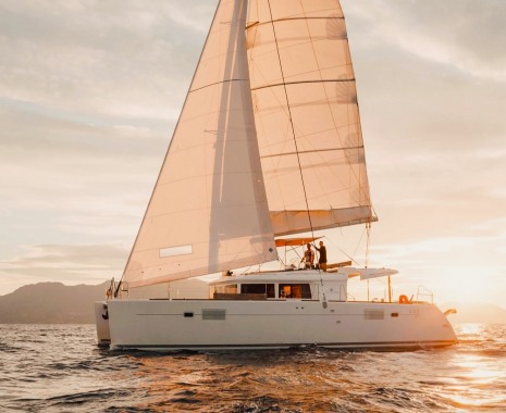Comfort Sunset Cruise to Dia Island